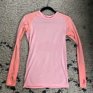 lululemon swiftly tech long sleeve - size 6